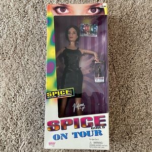1998 Spice Girls On Tour 'Posh' Fashion Doll